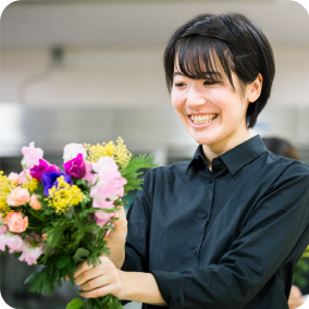 日常やブライダルで花を使って装飾を施したい！！
